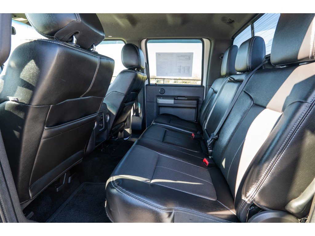 Used 2014 Ford F250 Lariat w/ Lariat Interior Package image 19