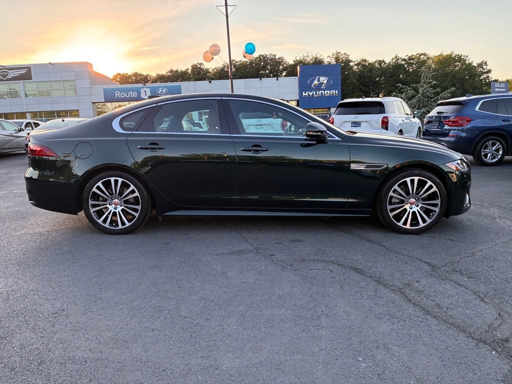 Used 2022 Jaguar XF R-Dynamic SE AWD/4WD image 8