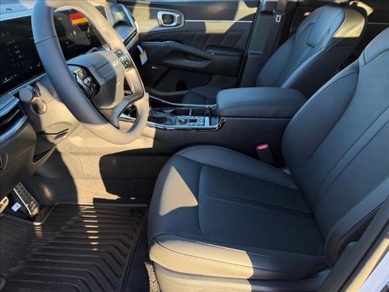 New 2026 Kia Sorento SX image 10