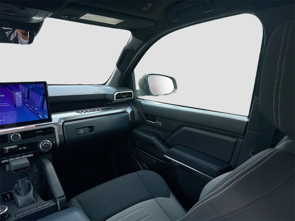 Used 2025 Toyota Tacoma SR5 image 21
