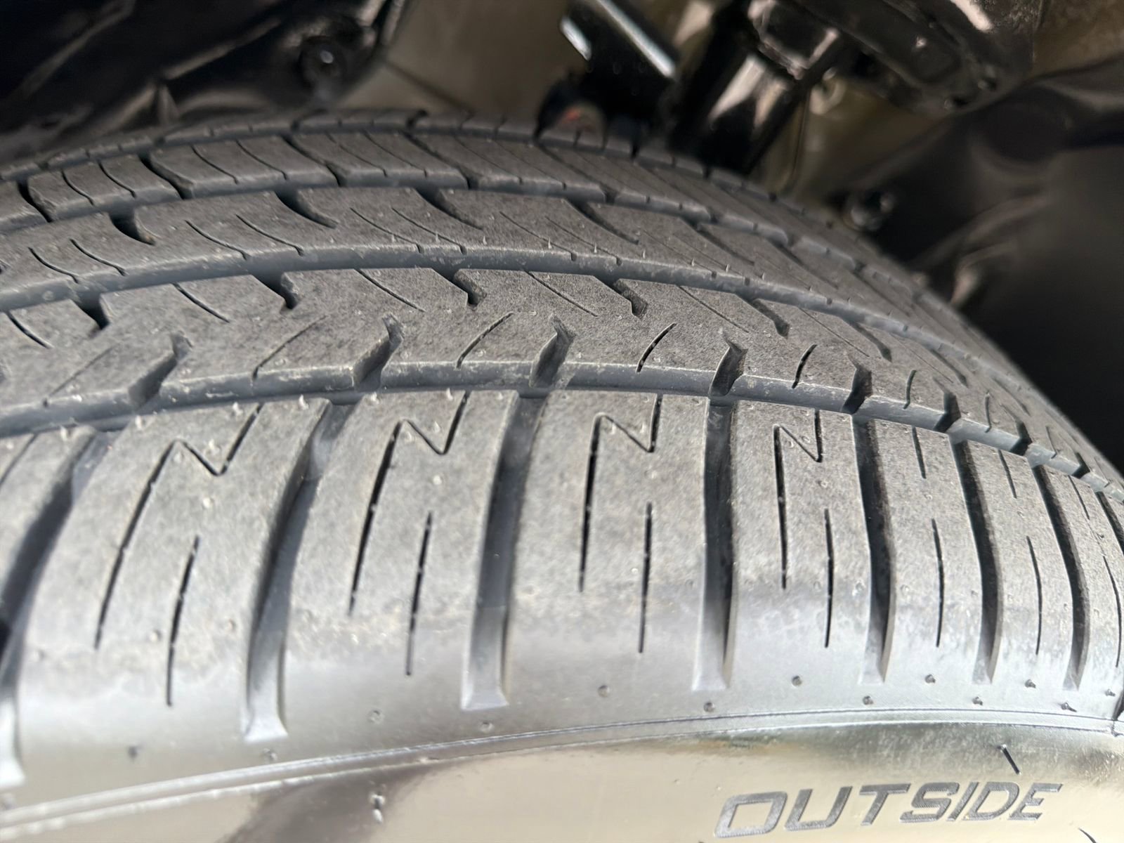 Used 2023 Honda Passport EX-L image 12