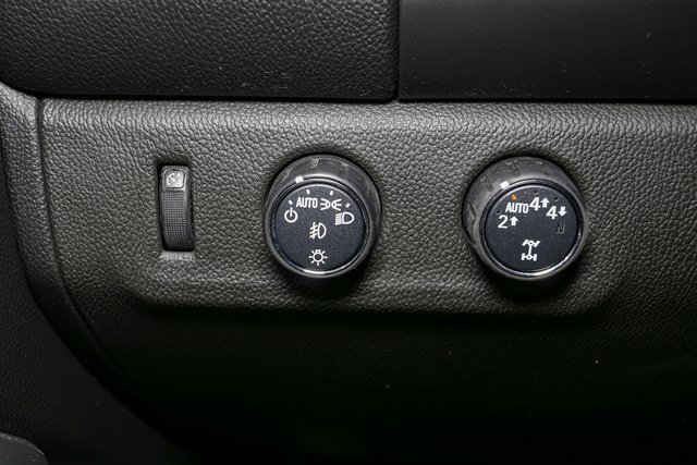 Used 2022 Chevrolet Colorado LT w/ LT Convenience Package image 30