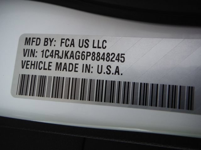 Used 2023 Jeep Grand Cherokee L Laredo AWD/4WD image 52