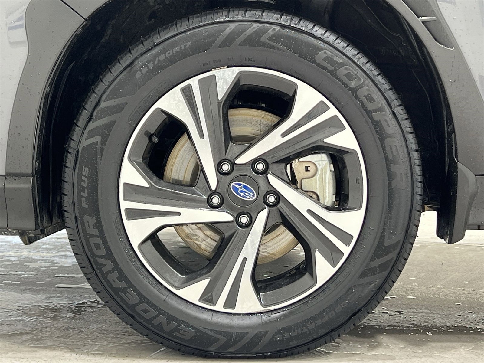 Used 2024 Subaru Crosstrek 2.0i Premium image 10