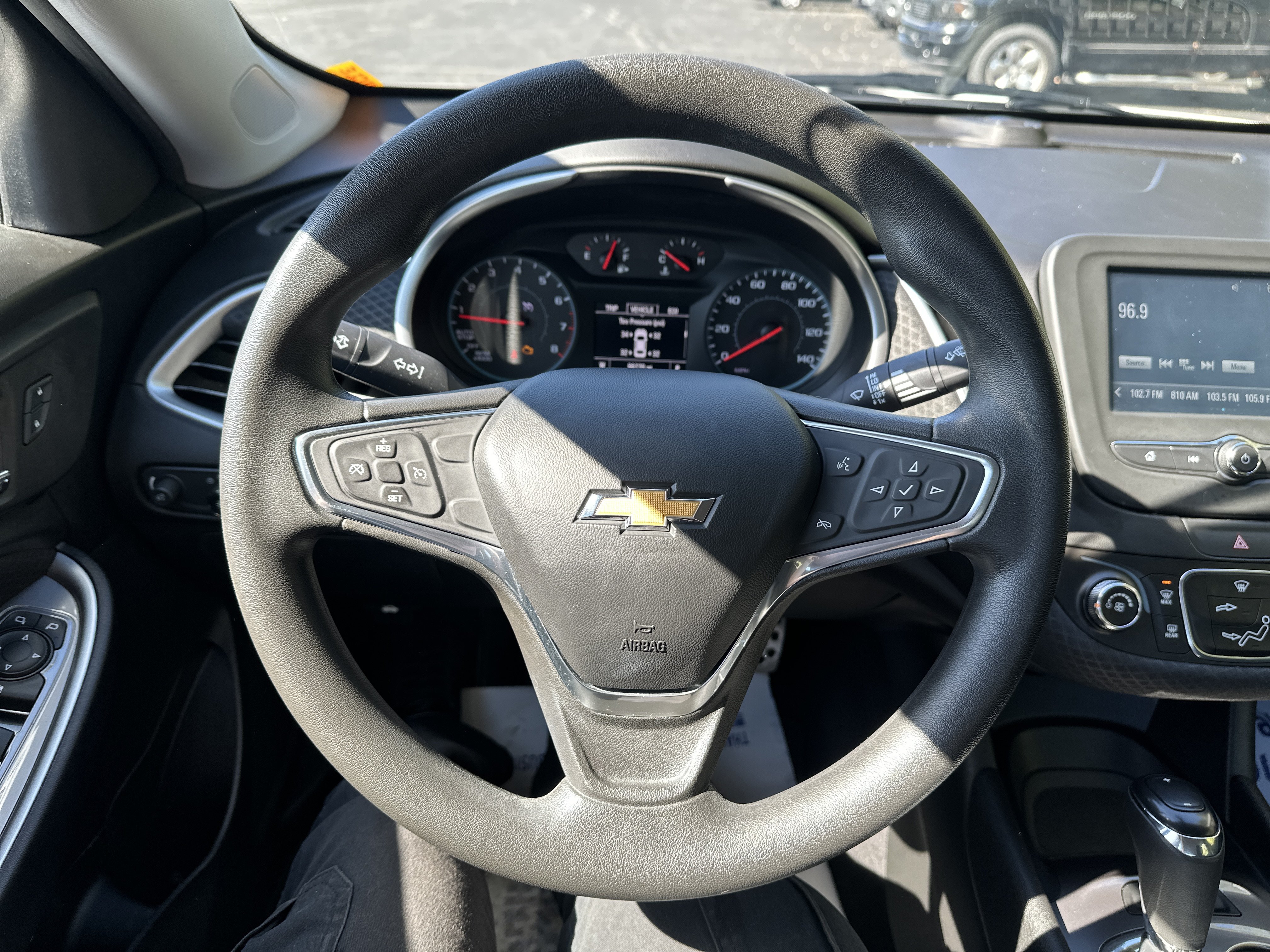 Used 2017 Chevrolet Malibu LS w/ LPO, Convenience Package 1 FWD image 14