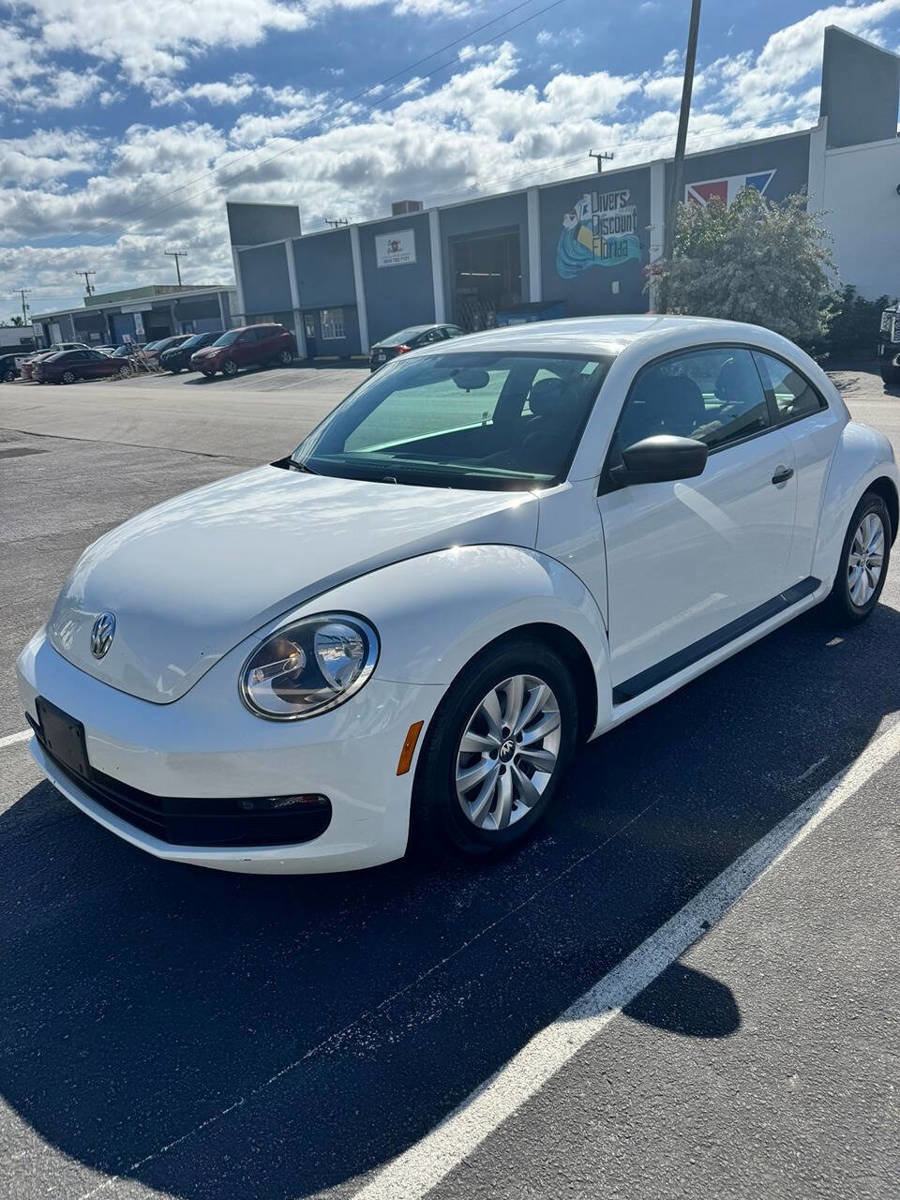 Used 2016 Volkswagen Beetle 1.8T FWD image 1