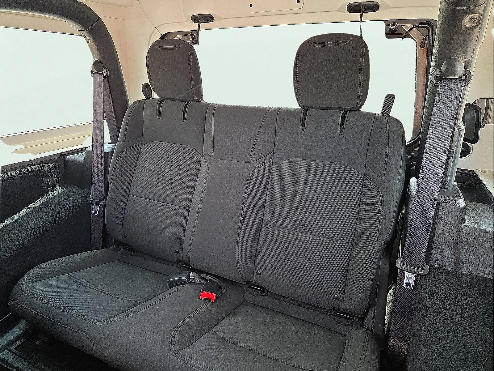 Used 2022 Jeep Wrangler Sport AWD/4WD image 10