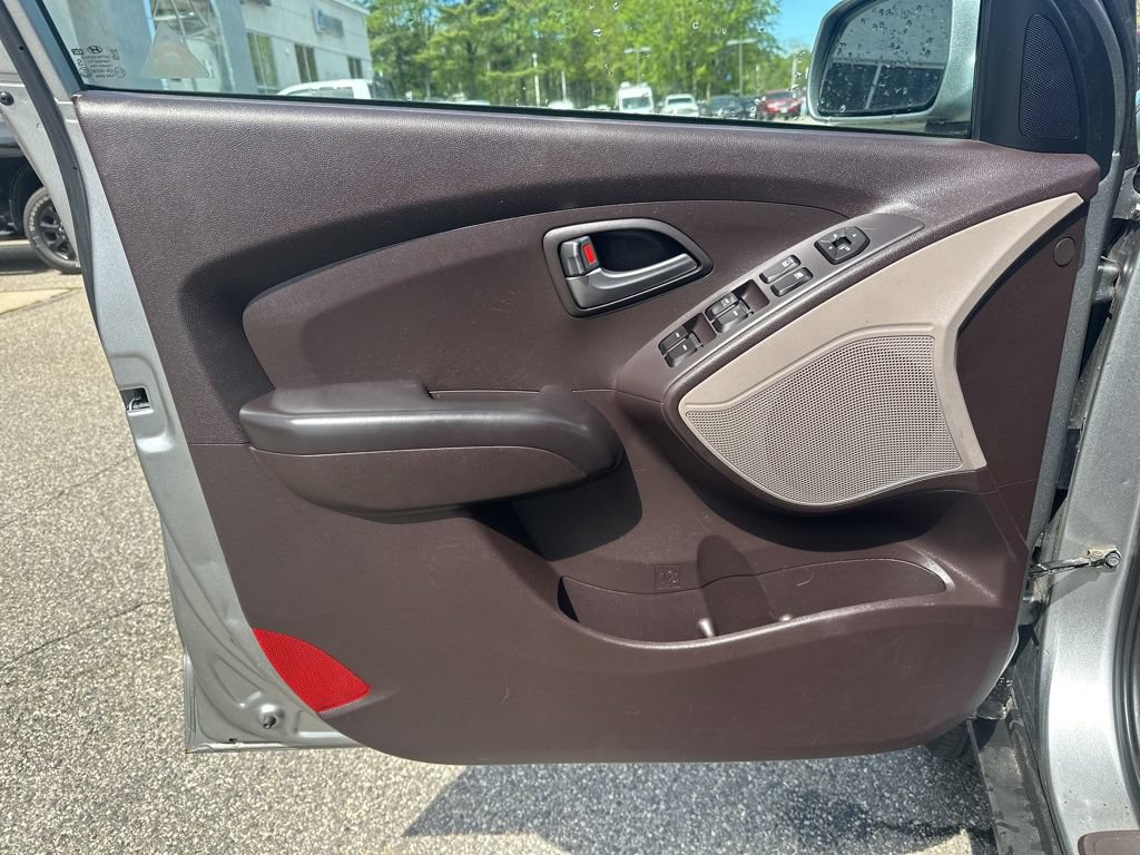 Used 2015 Hyundai Tucson GLS AWD/4WD image 16
