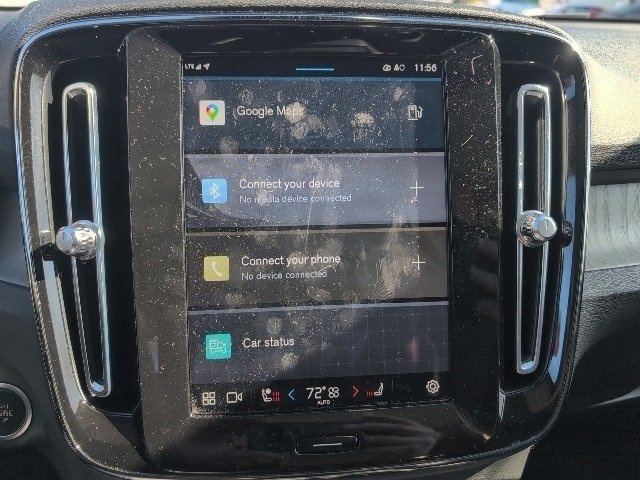 Used 2023 Volvo XC40 B5 Plus w/ Protection Package Premier image 3