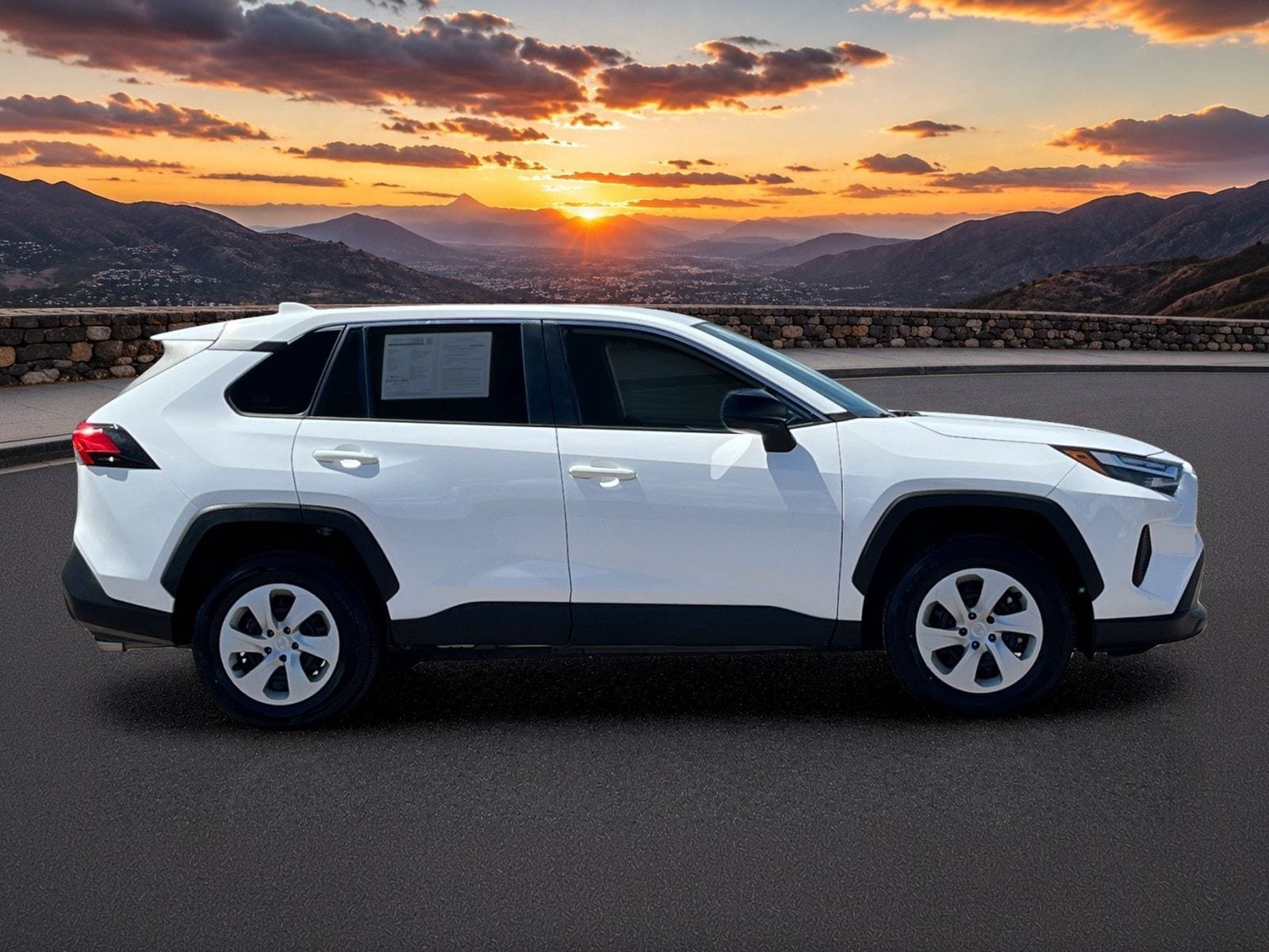 Used 2025 Toyota RAV4 LE AWD/4WD image 6