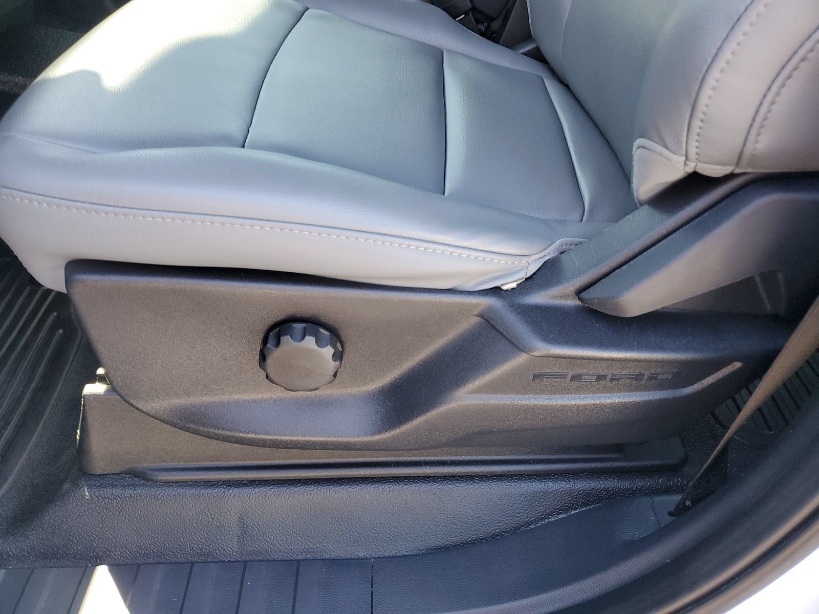 Used 2023 Ford F350 XL w/ 360-Degree Camera Package AWD/4WD image 17