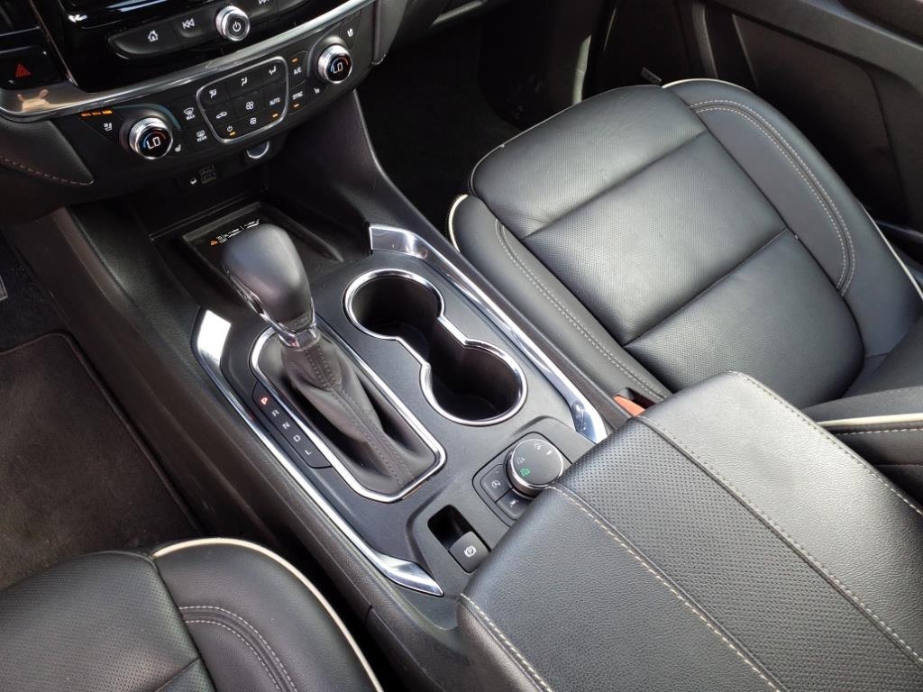 Used 2023 Chevrolet Traverse Premier image 11