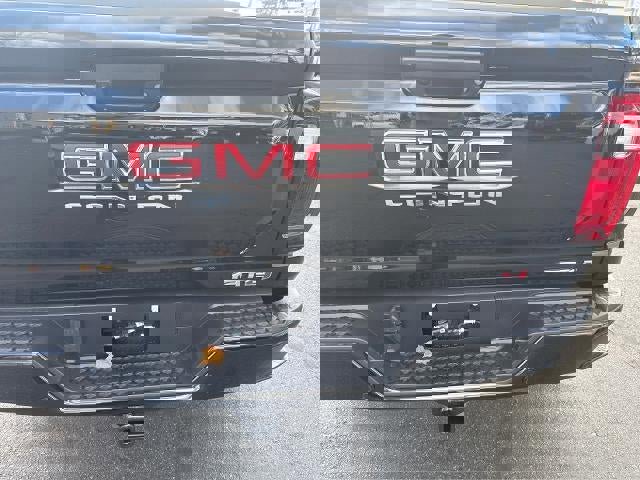 New 2026 GMC Canyon AT4 AWD/4WD image 10