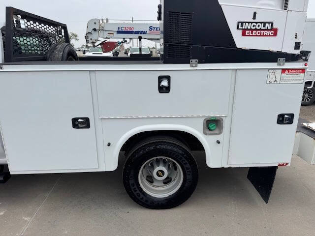 Used 2023 Chevrolet Silverado 3500 W/T w/ WT Fleet Convenience Package AWD/4WD image 11