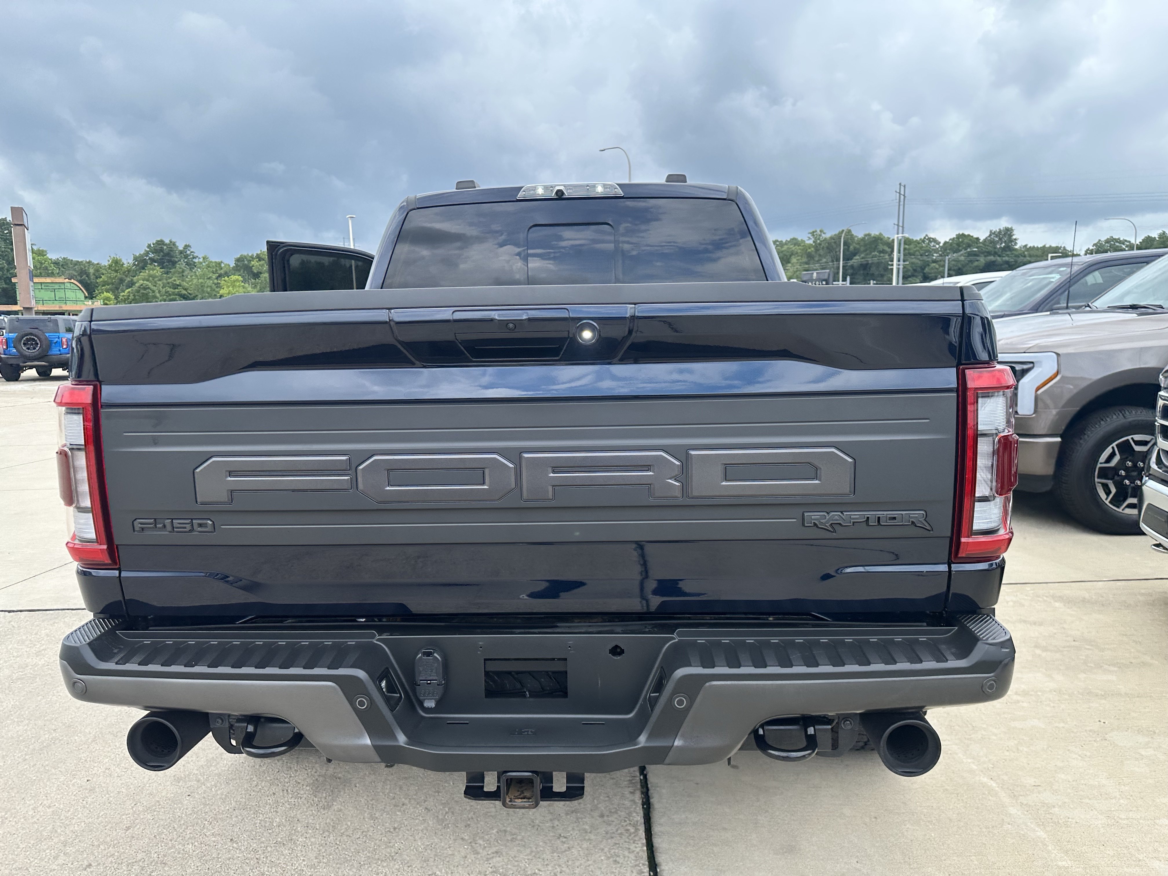 Used 2022 Ford F150 Raptor w/ Equipment Group 801A High AWD/4WD image 10