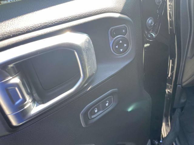 Certified 2023 Jeep Wrangler Sport AWD/4WD image 16