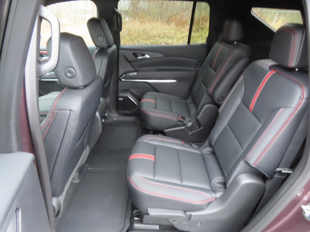 New 2026 Chevrolet Traverse RS w/ LPO, Floor Liner Package image 26