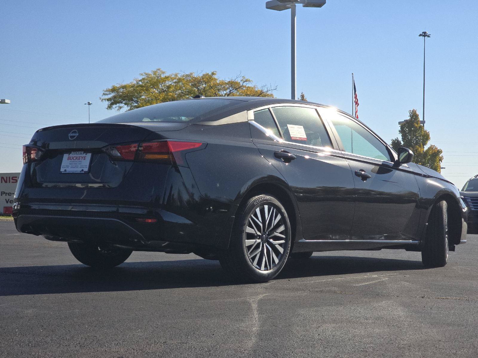 New 2026 Nissan Altima 2.5 SV FWD image 11