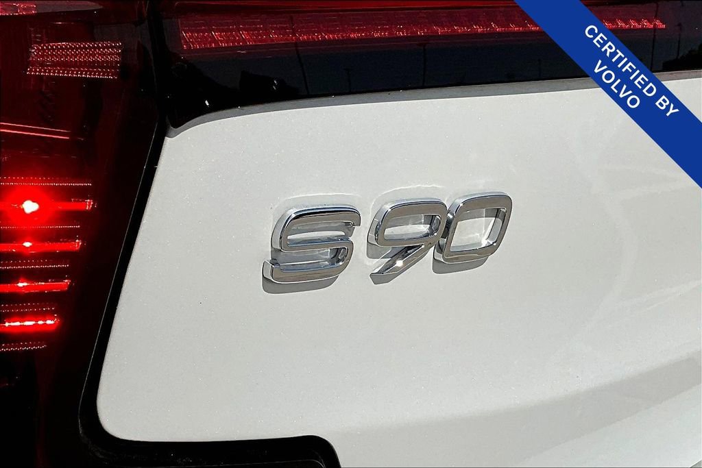 Certified 2024 Volvo S90 T8 Ultimate w/ Lounge Package image 41