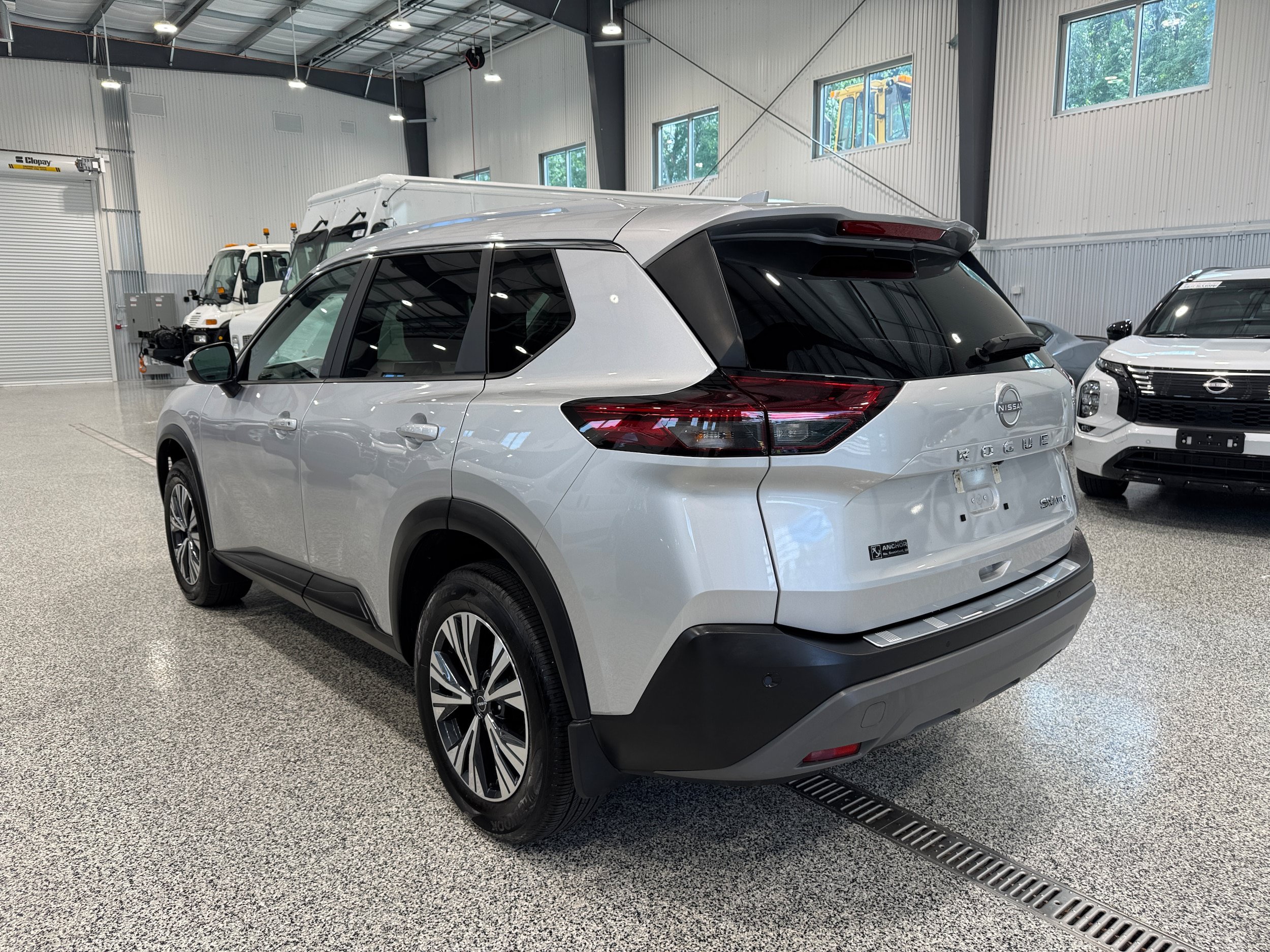 Certified 2023 Nissan Rogue SV w/ SV Premium B Package AWD/4WD image 6