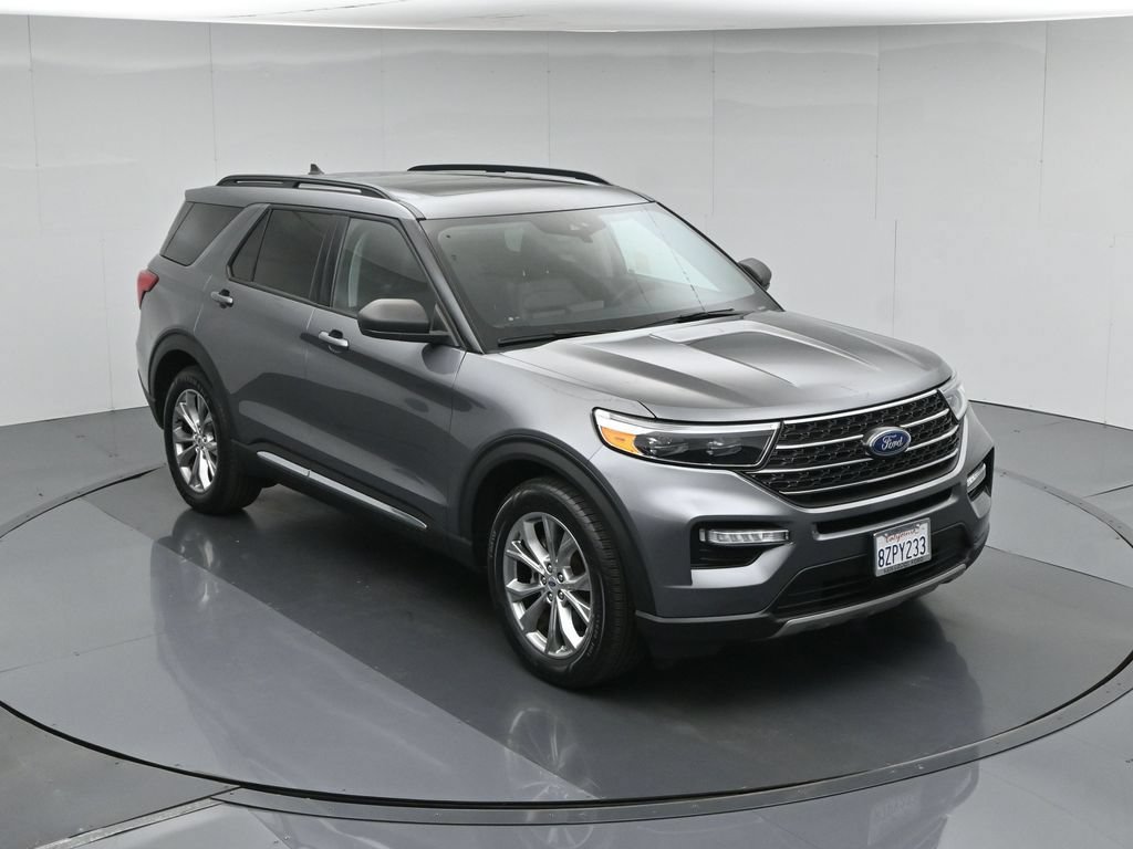 Certified 2021 Ford Explorer XLT w/ Equipment Group 202A RWD image 43
