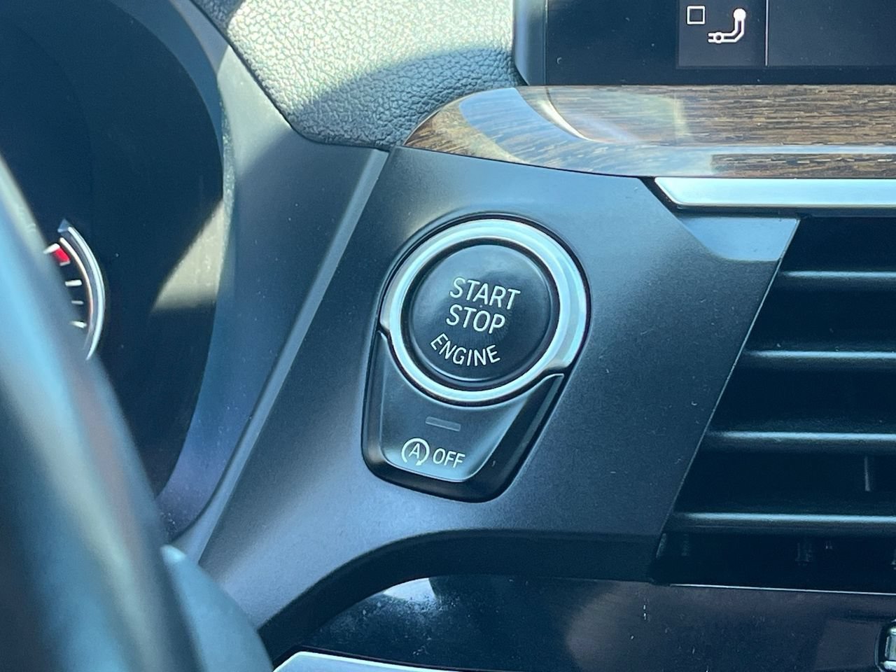 Used 2019 BMW X3 M40i w/ Premium Package AWD/4WD image 22