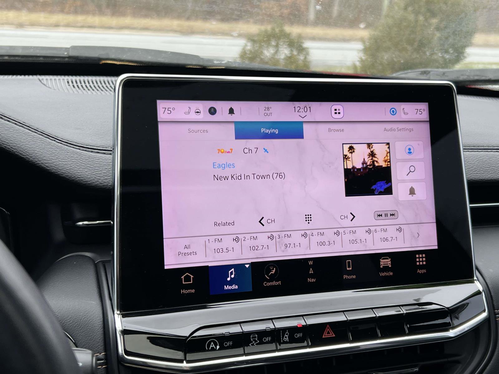 Used 2022 Jeep Compass Limited w/ (RED) Package image 19