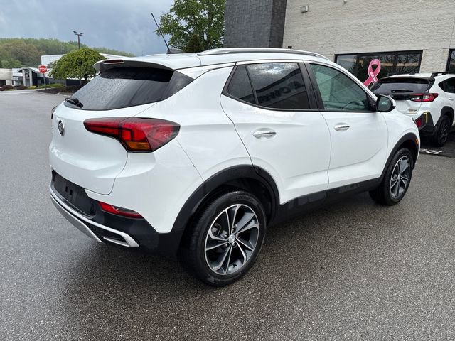 Used 2023 Buick Encore GX Select w/ Safety Package II AWD/4WD image 5