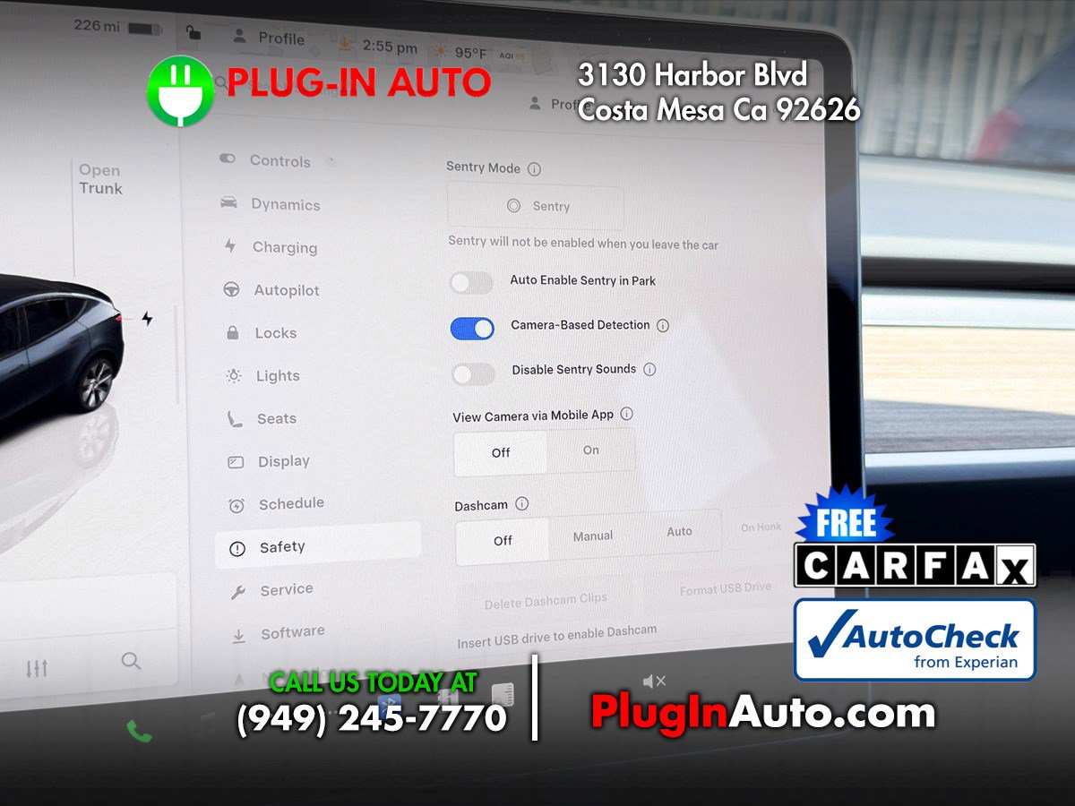 Used 2024 Tesla Model Y Long Range AWD/4WD image 31