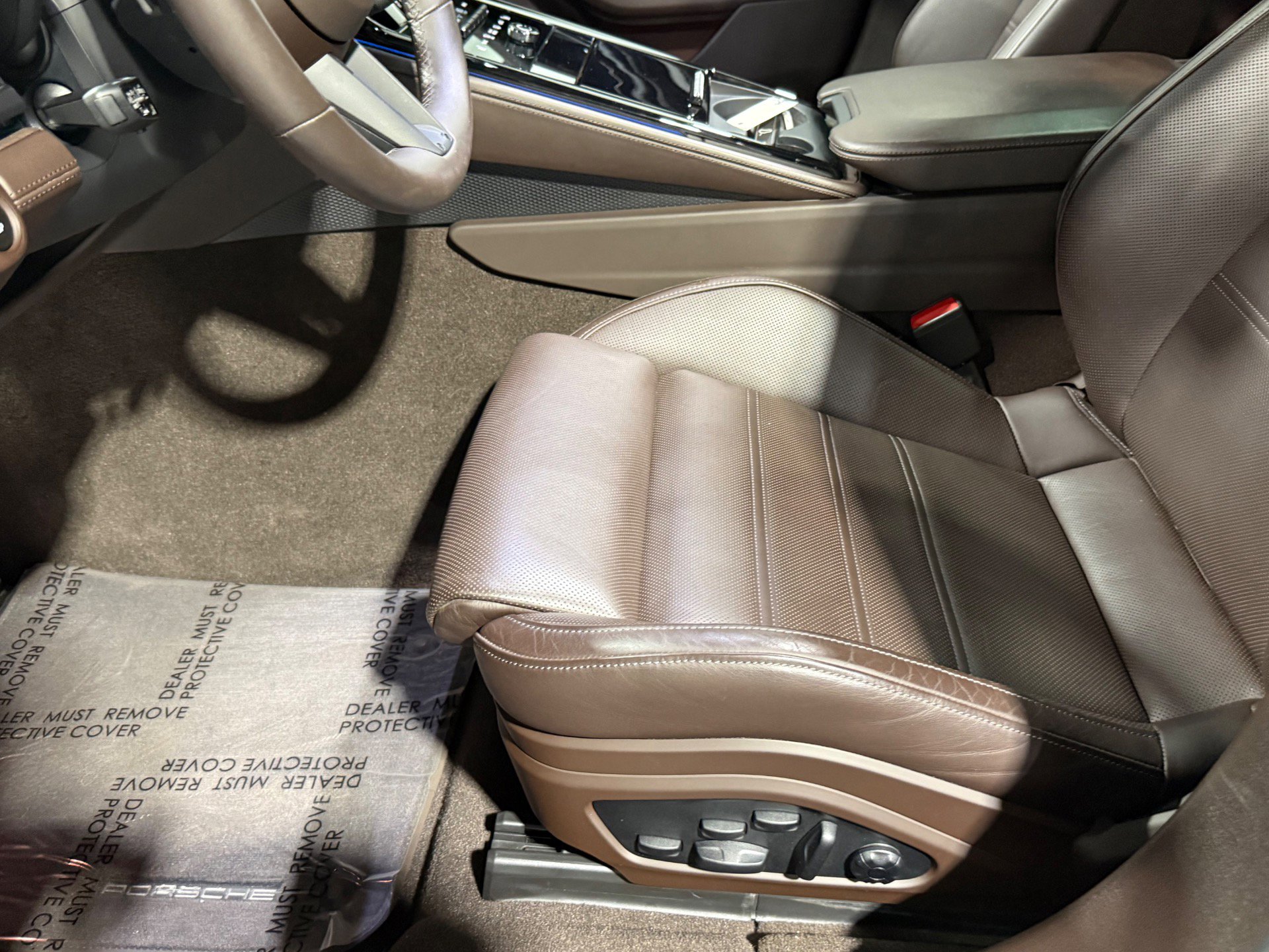 Used 2025 Porsche Panamera 4 image 26