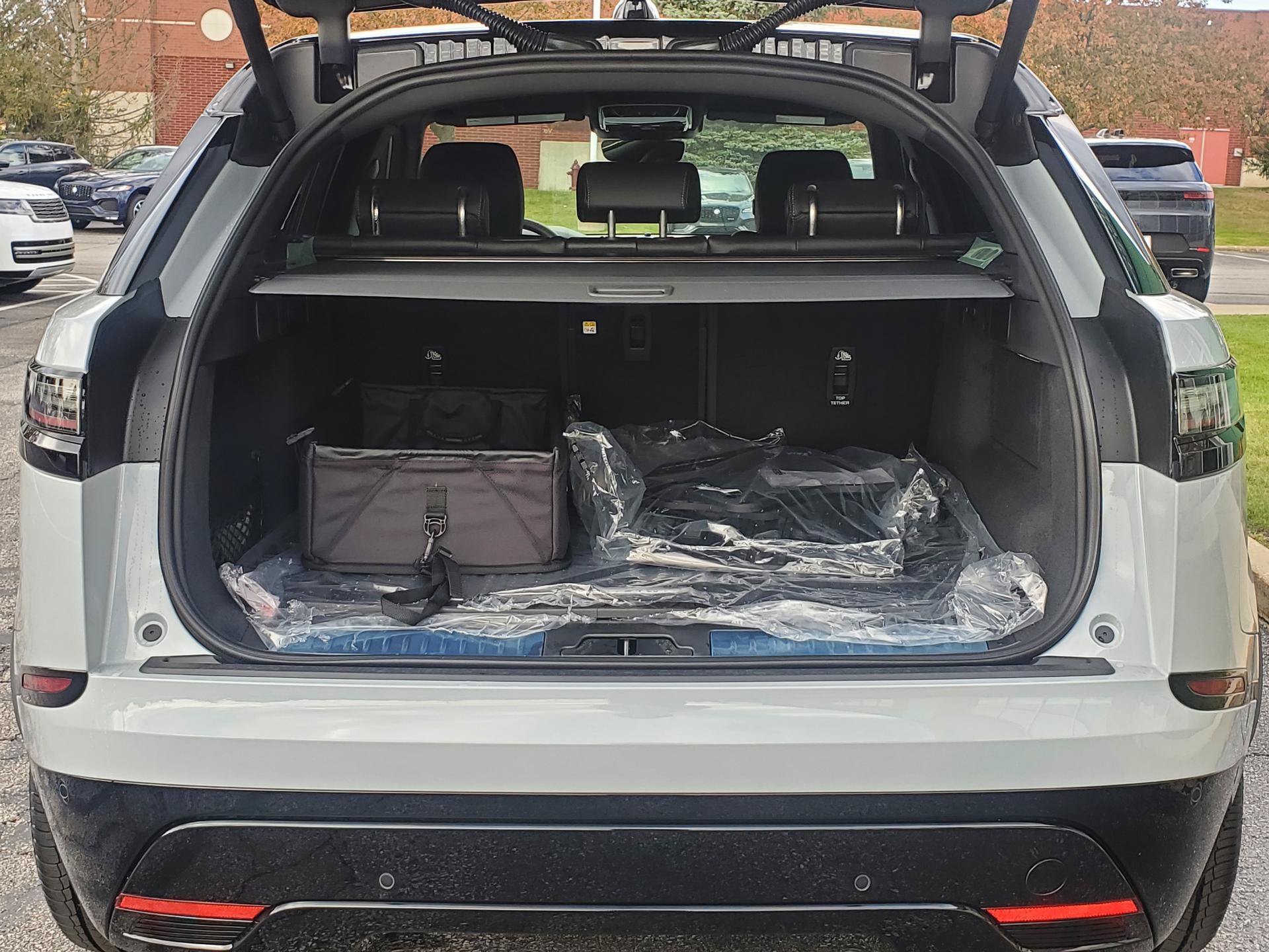 New 2026 Land Rover Range Rover Velar Belgravia AWD/4WD image 7