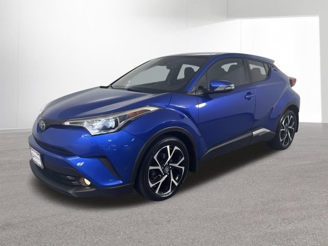 Used 2018 Toyota C-HR XLE FWD image 1