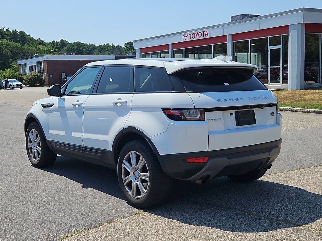 Used 2016 Land Rover Range Rover Evoque SE AWD/4WD image 10