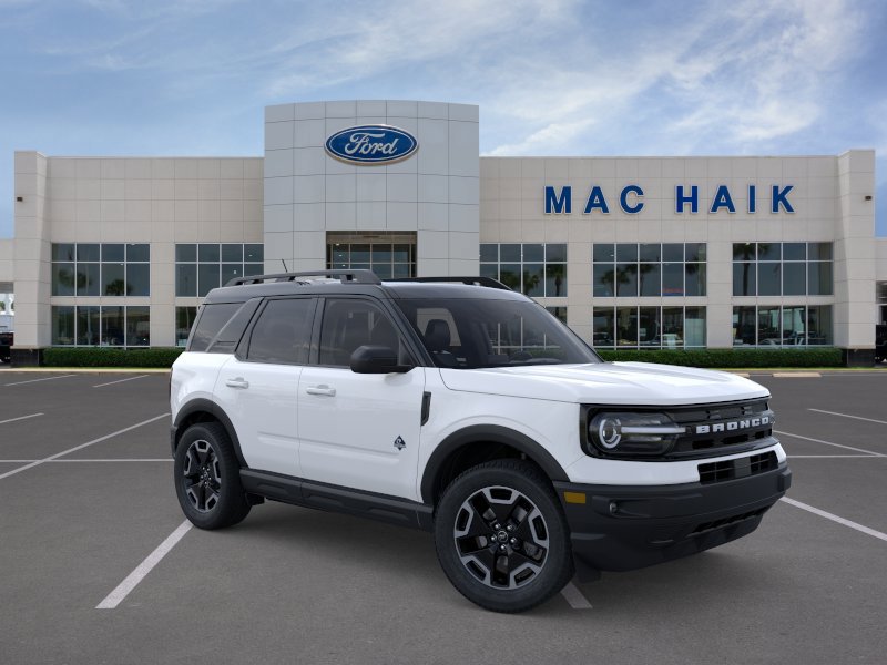 New 2024 Ford Bronco Sport Outer Banks w/ Tech Package AWD/4WD image 7