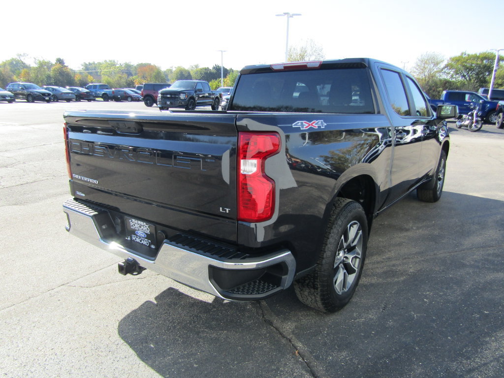 Used 2024 Chevrolet Silverado 1500 LT AWD/4WD image 6