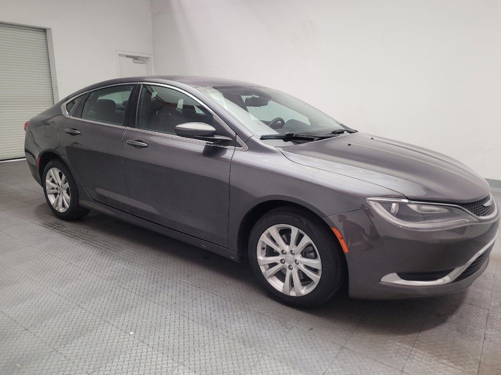 Used 2015 Chrysler 200 Limited FWD image 11