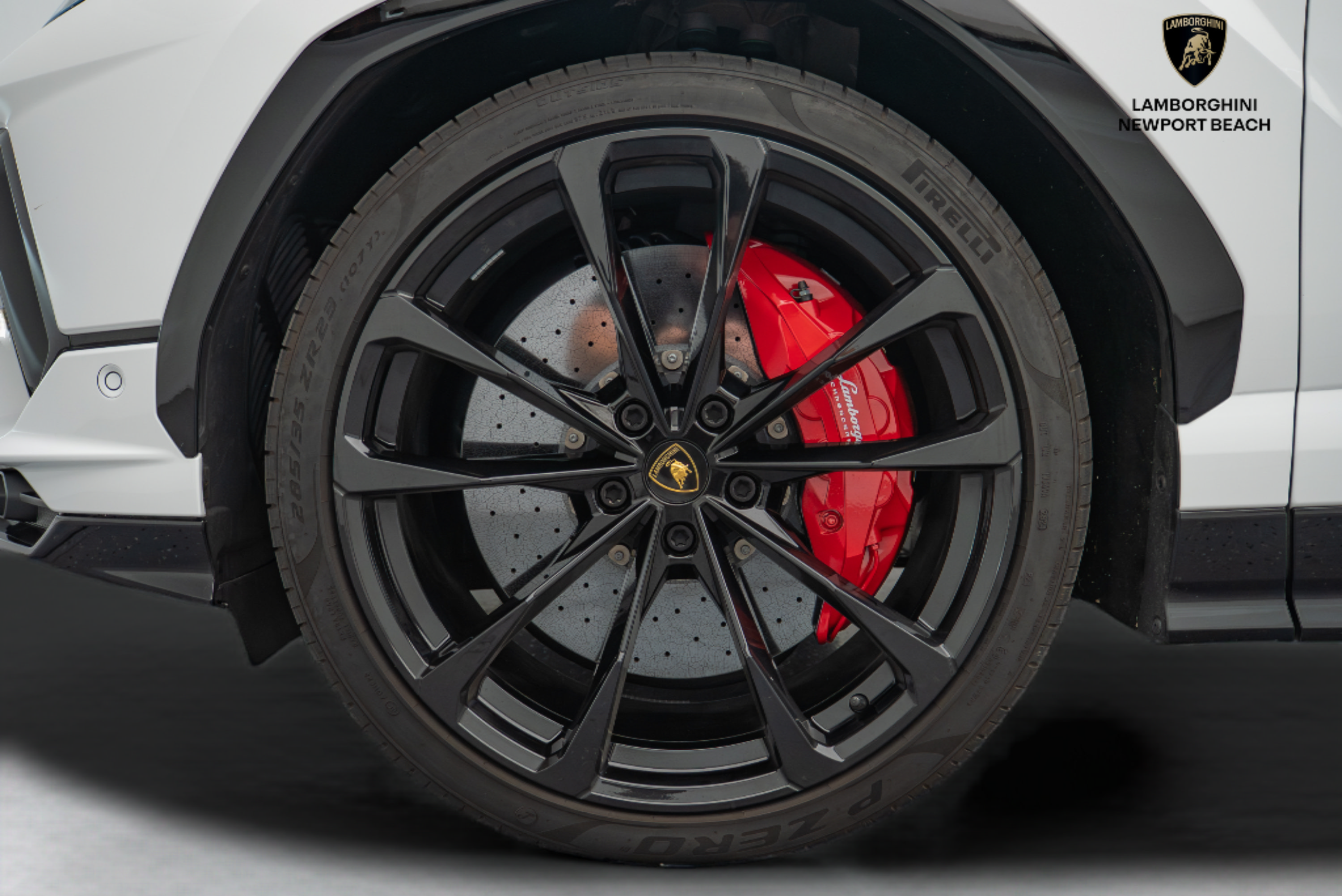Used 2024 Lamborghini Urus S AWD/4WD image 23