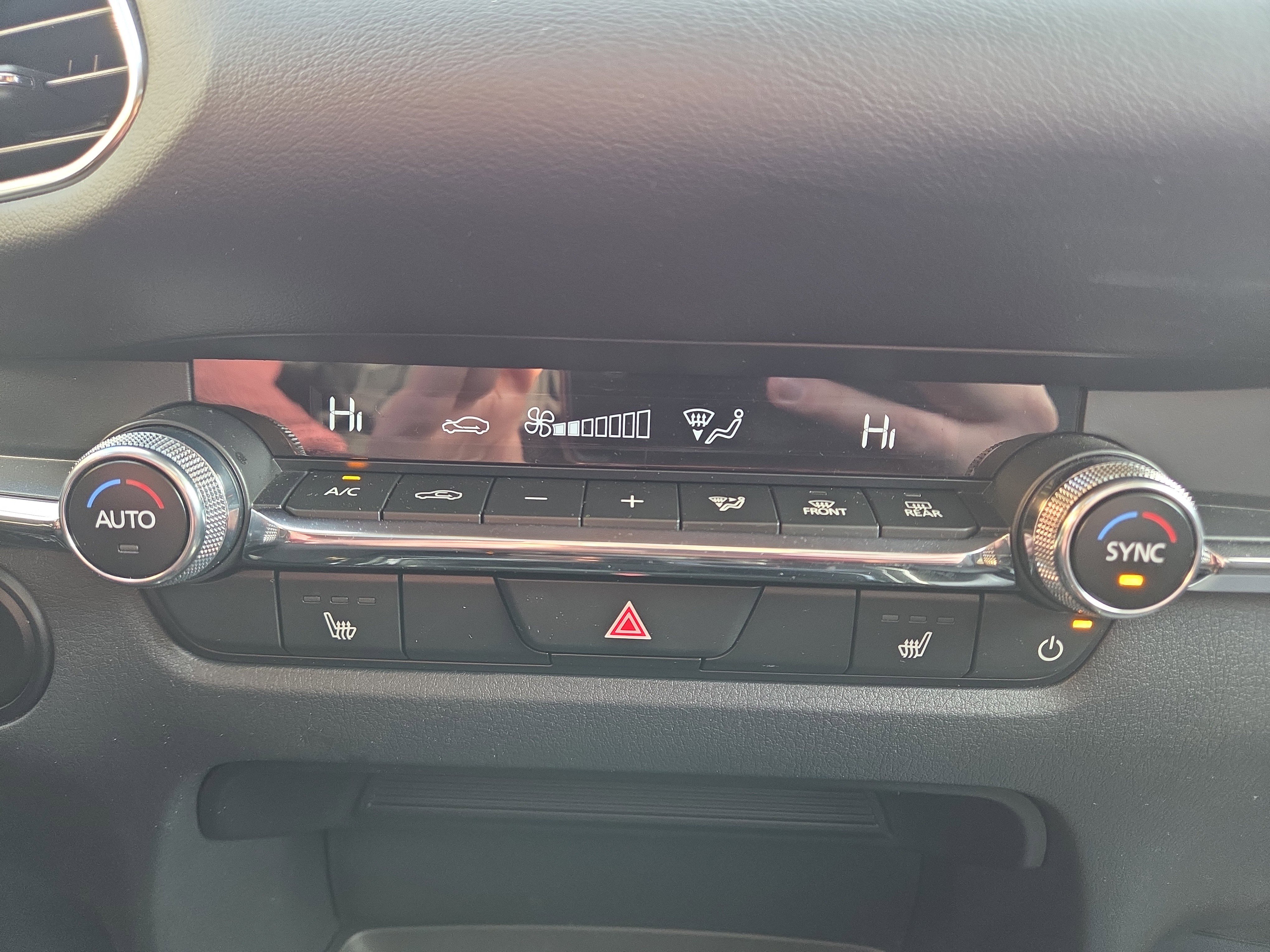 Used 2025 MAZDA CX-30 AWD 2.5 S w/ Premium Package image 28