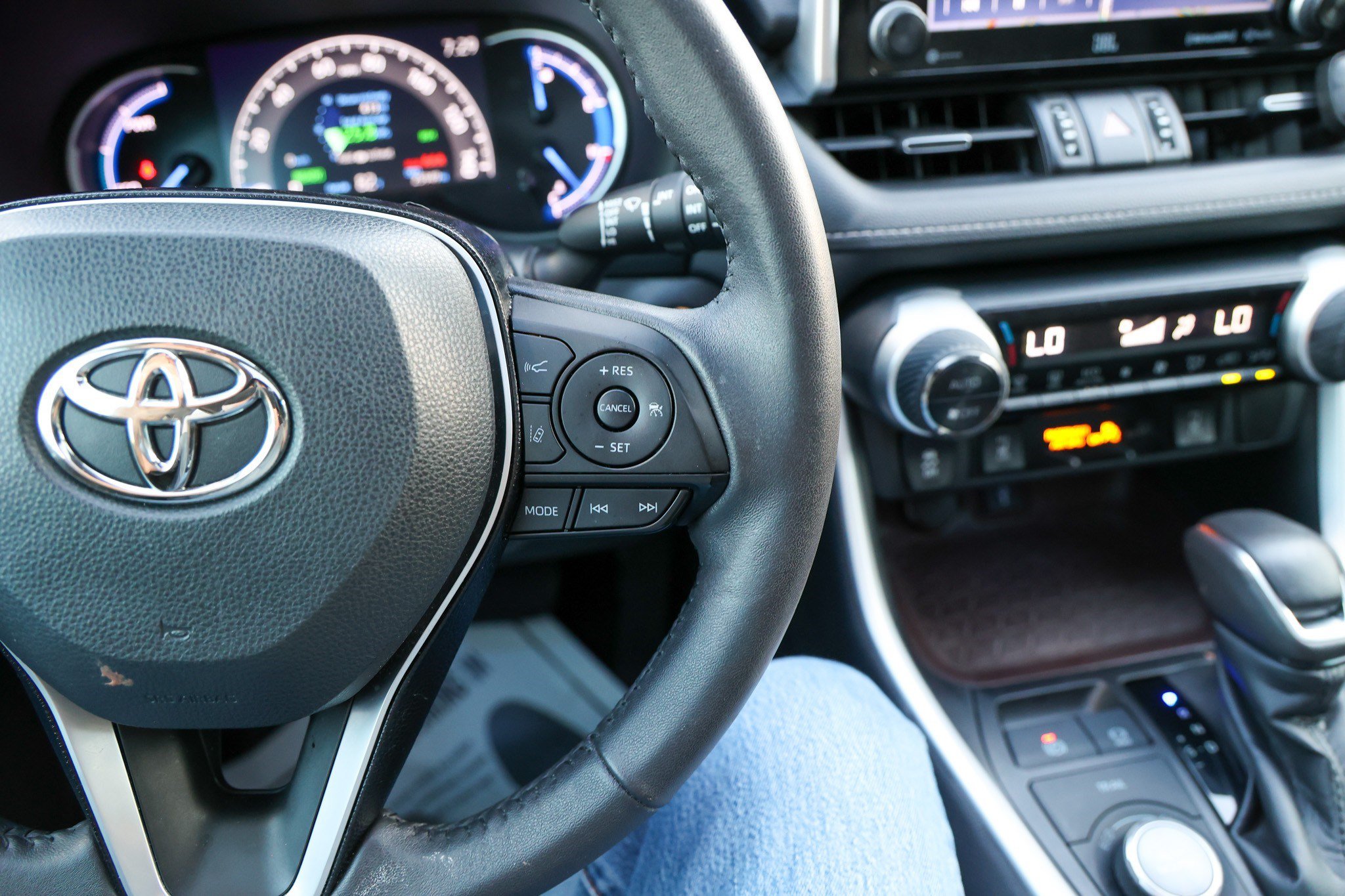 Certified 2021 Toyota RAV4 Limited AWD/4WD image 18