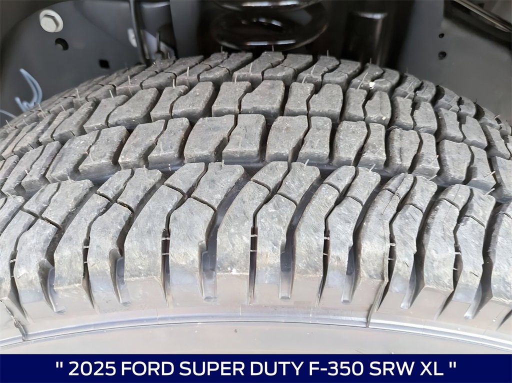 New 2025 Ford F350 XL w/ 360-Degree Camera Package image 28