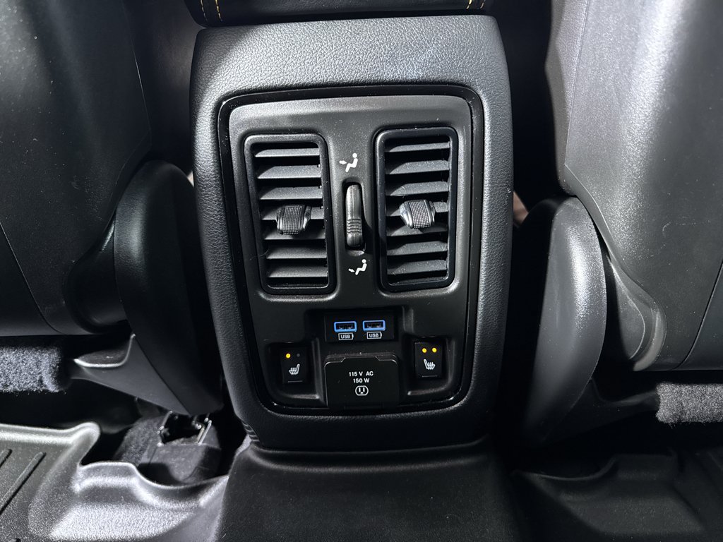 Used 2023 Dodge Durango R/T AWD/4WD image 29