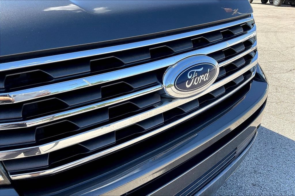 Used 2020 Ford Expedition XLT w/ Equipment Group 202A RWD image 26