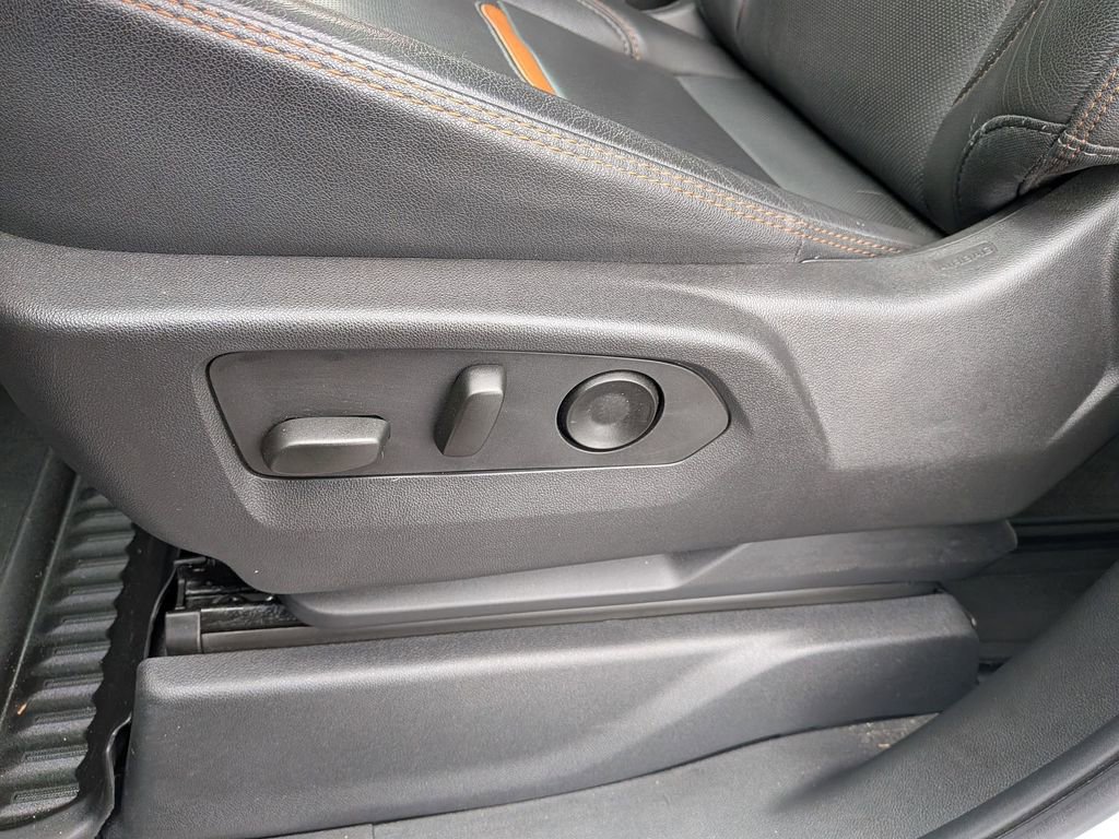 Used 2023 GMC Sierra 1500 AT4 w/ AT4 Preferred Package image 13