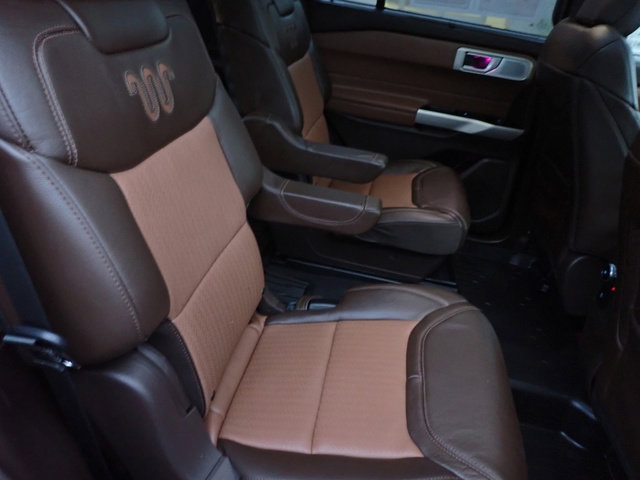 Used 2023 Ford Explorer King Ranch w/ Technology Package image 19