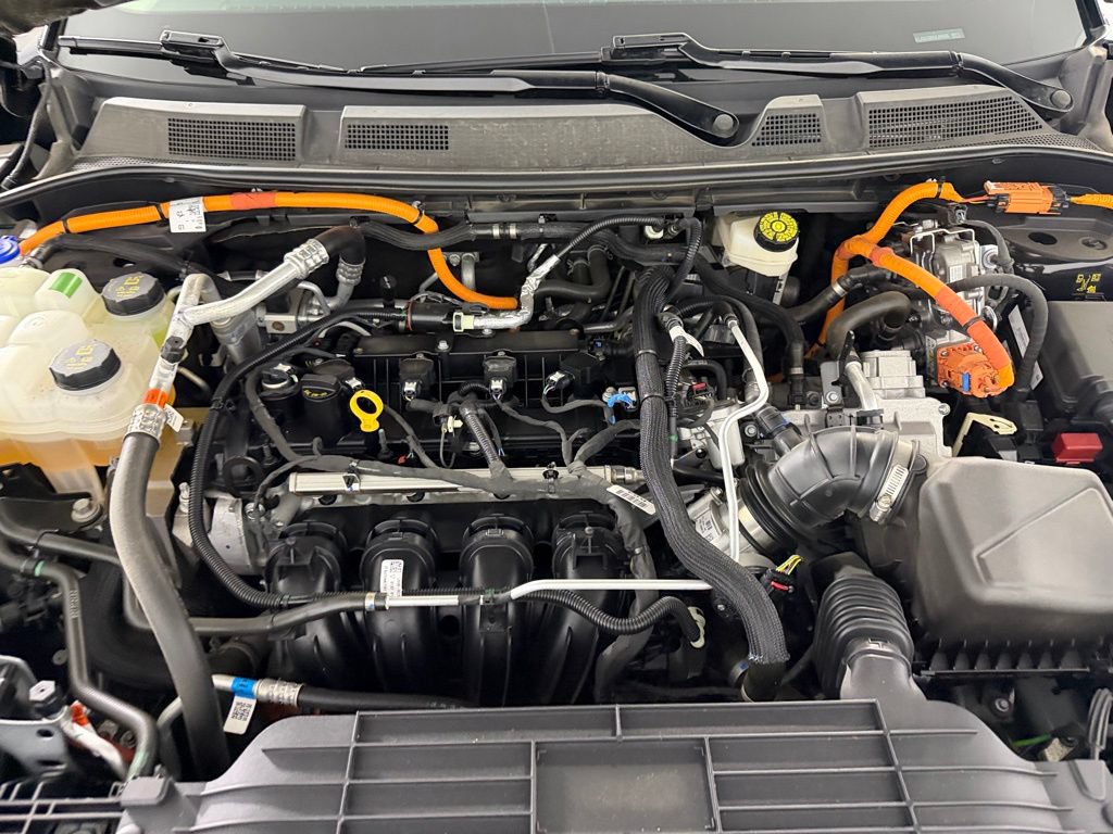 Used 2024 Lincoln Corsair Grand Touring AWD/4WD image 29