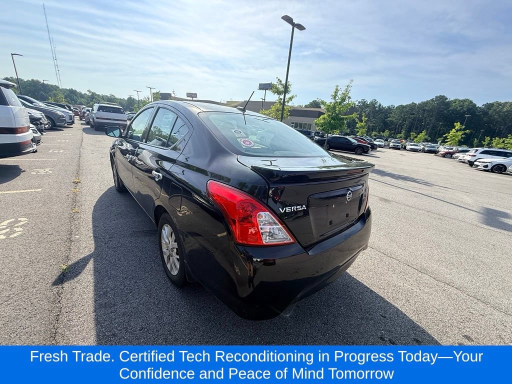 Used 2018 Nissan Versa SV w/ SV Special Edition Package FWD image 3