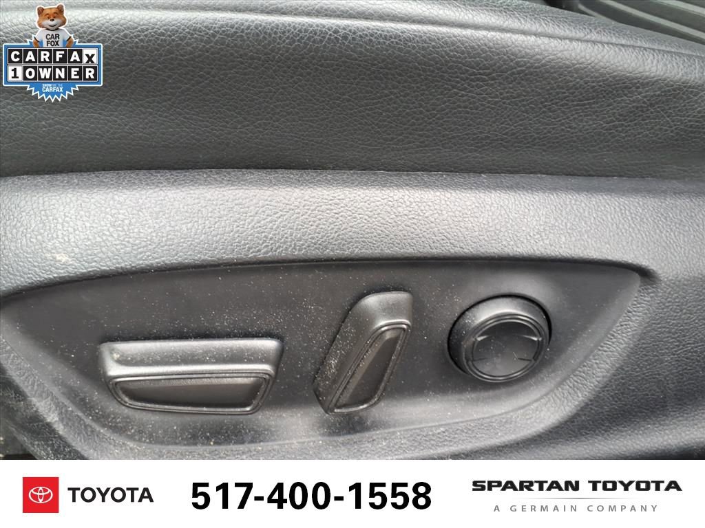 Used 2024 Toyota Camry SE image 16