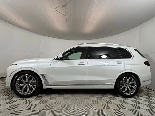 New 2026 BMW X7 xDrive40i w/ Premium Package AWD/4WD image 4