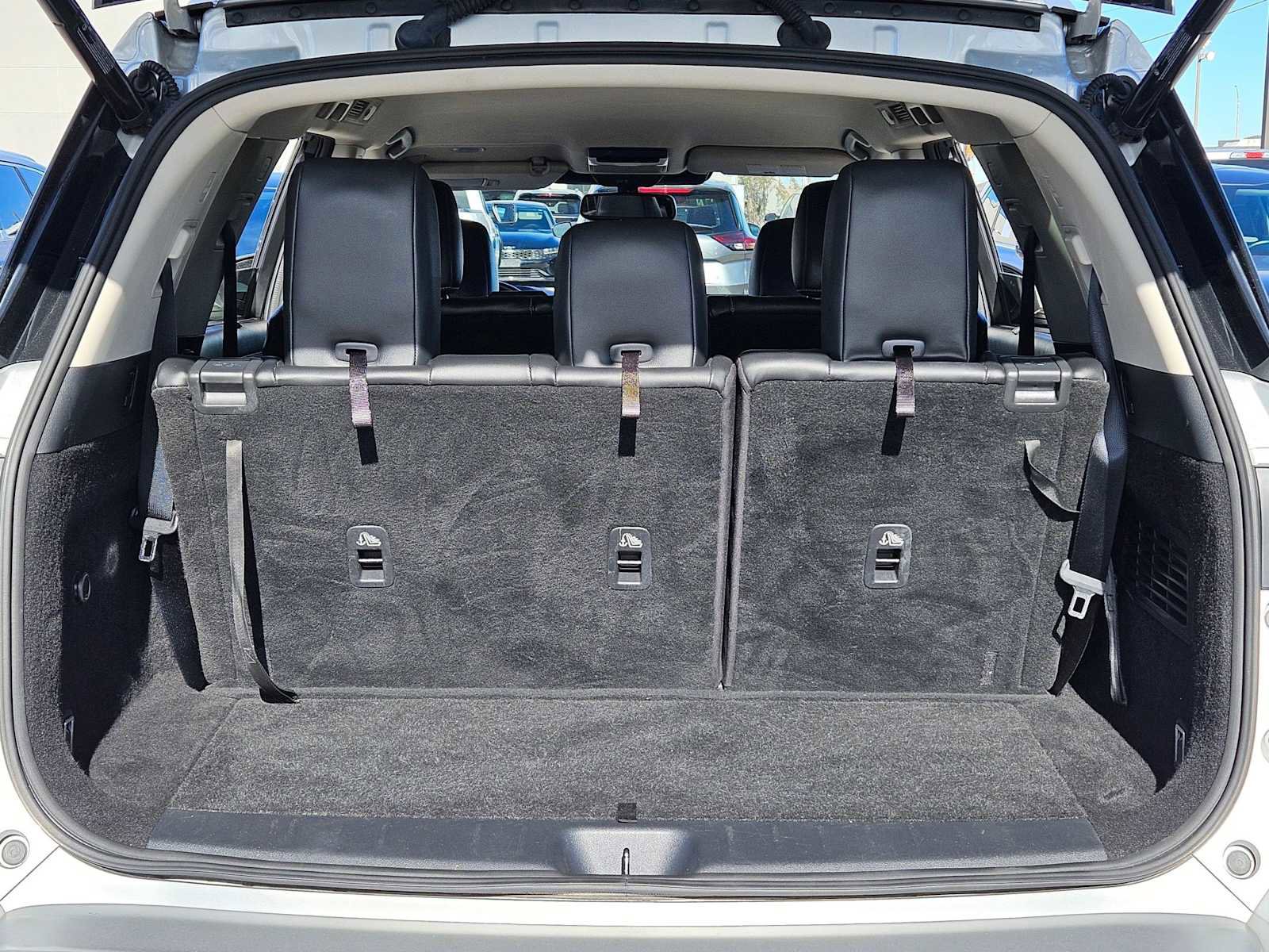 Used 2022 Nissan Pathfinder SL image 35