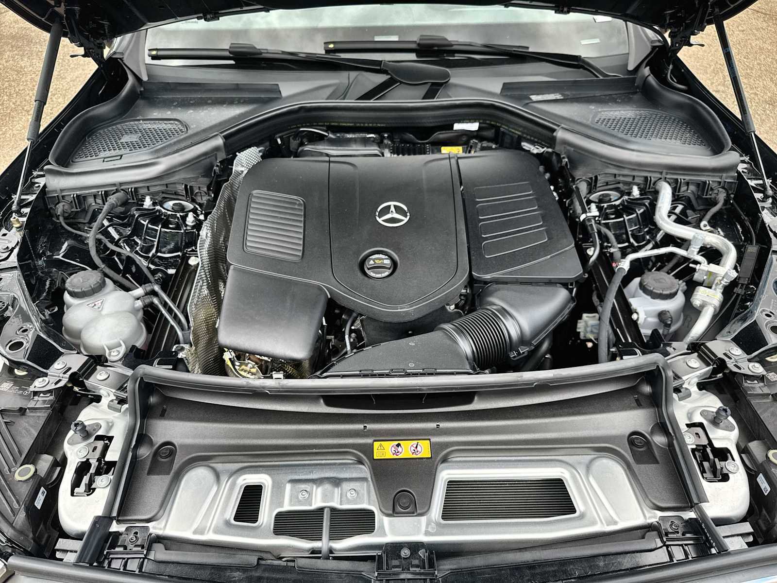 New 2026 Mercedes-Benz GLC 300 image 13